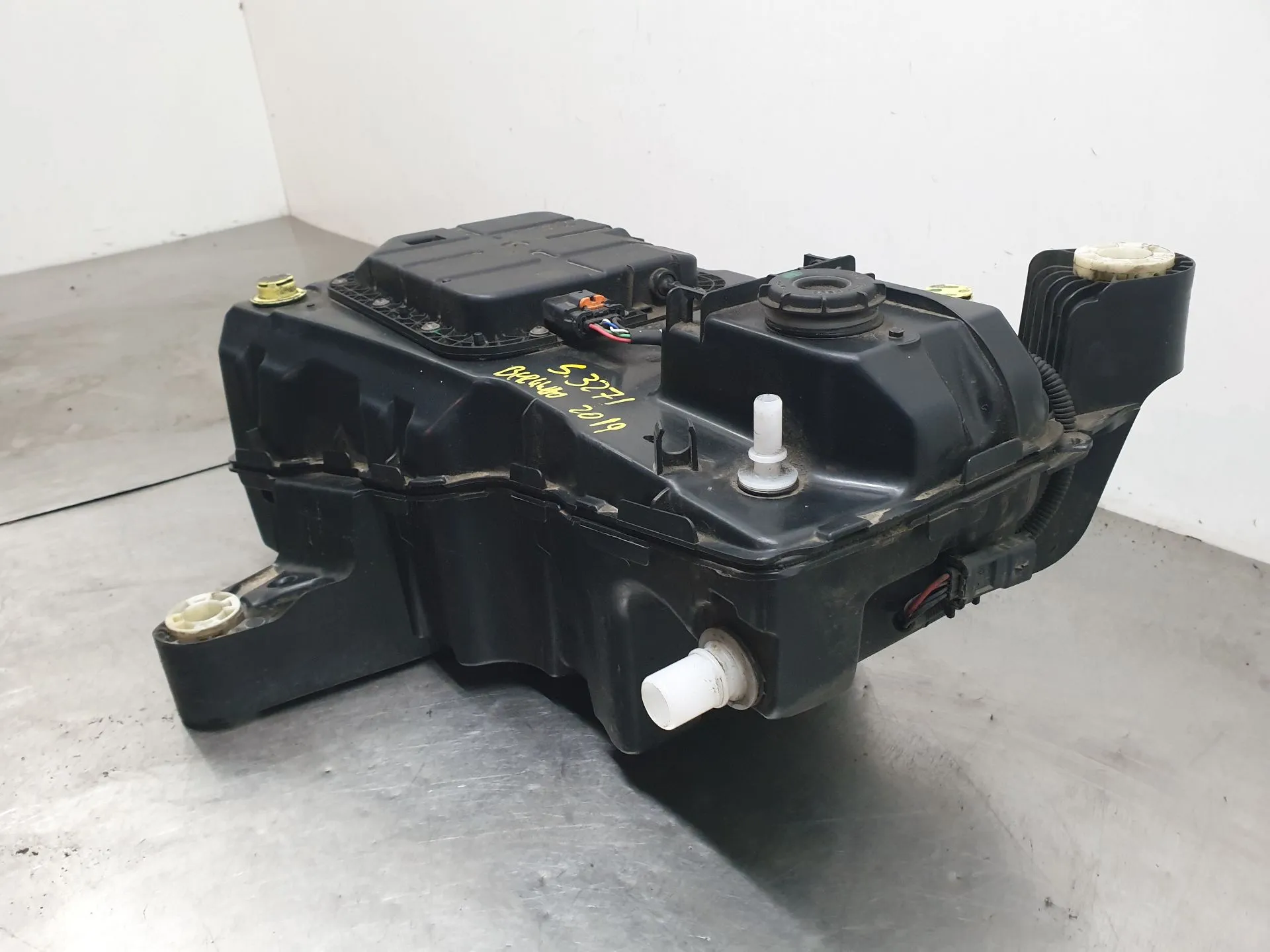 Depósito AdBlue PEUGEOT Partner (K9) Imagem-1