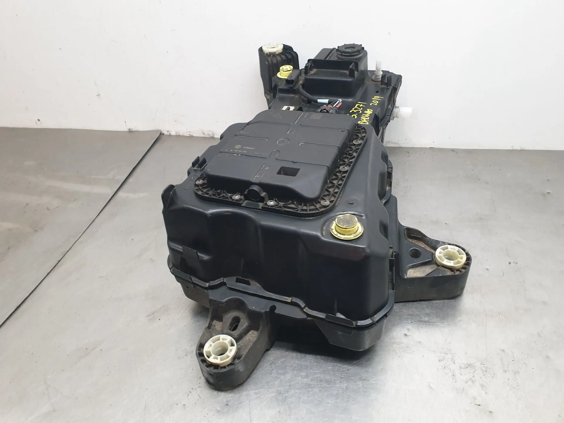 Depósito AdBlue PEUGEOT Partner (K9) Imagem-2