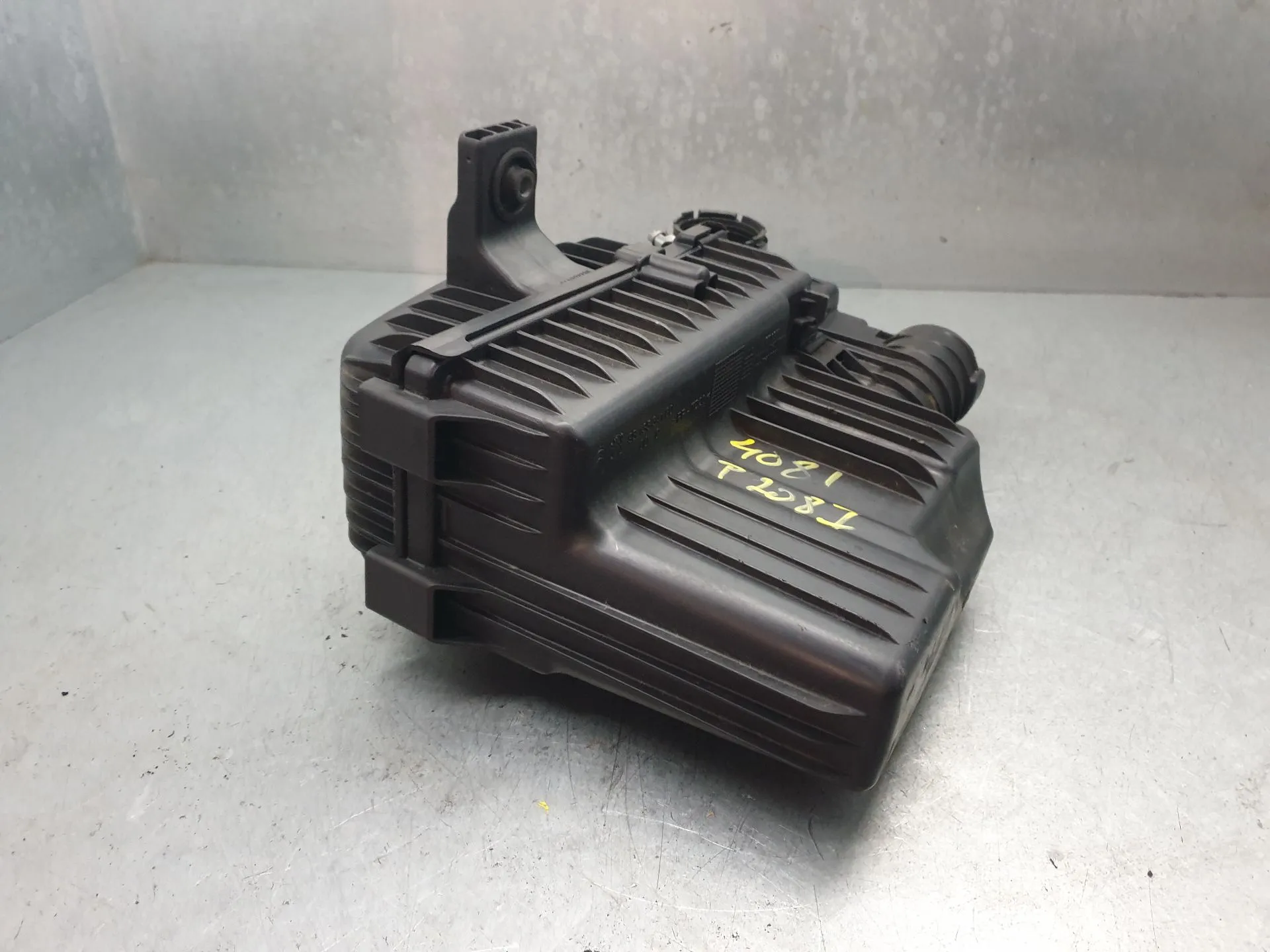 Scatola filtro aria PEUGEOT 208 Imagem-5