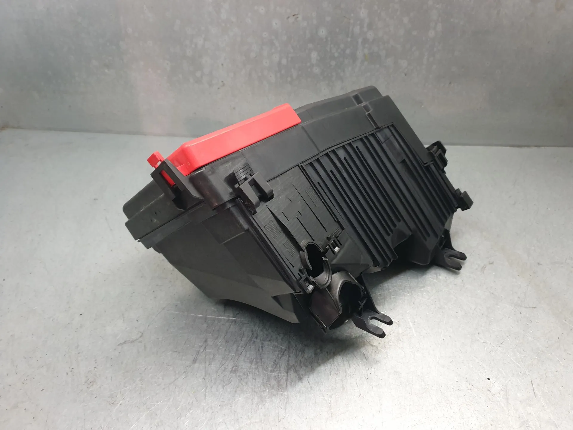 Involúcro / Carcaça dos Fusíveis RENAULT Austral Imagem-1