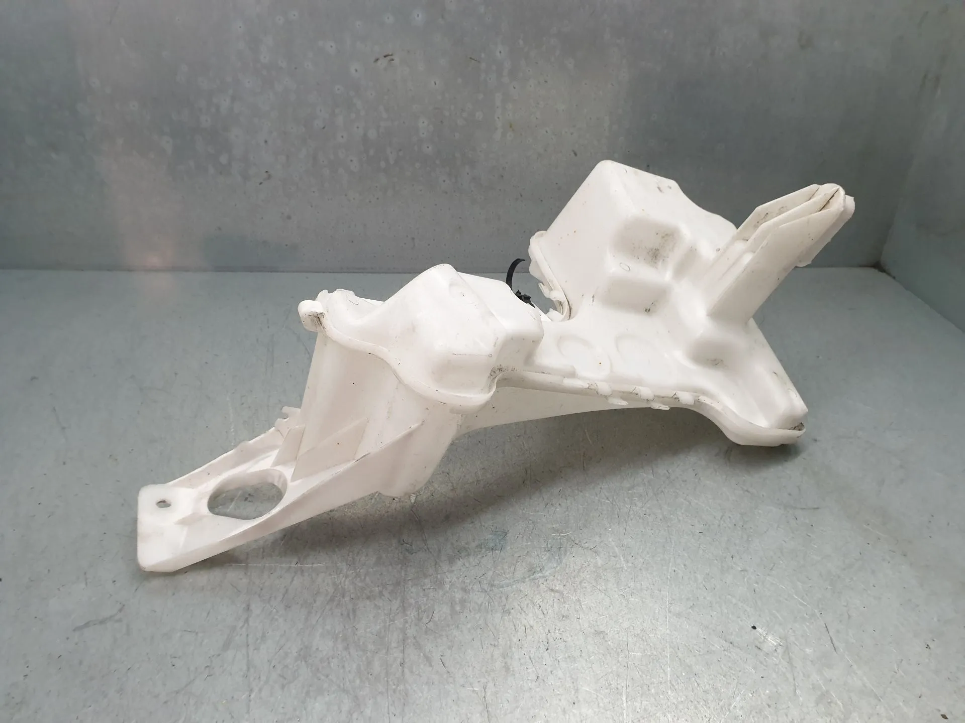 Reservatório / depósito água limpa vidros RENAULT Clio V (BF_) Imagem-3