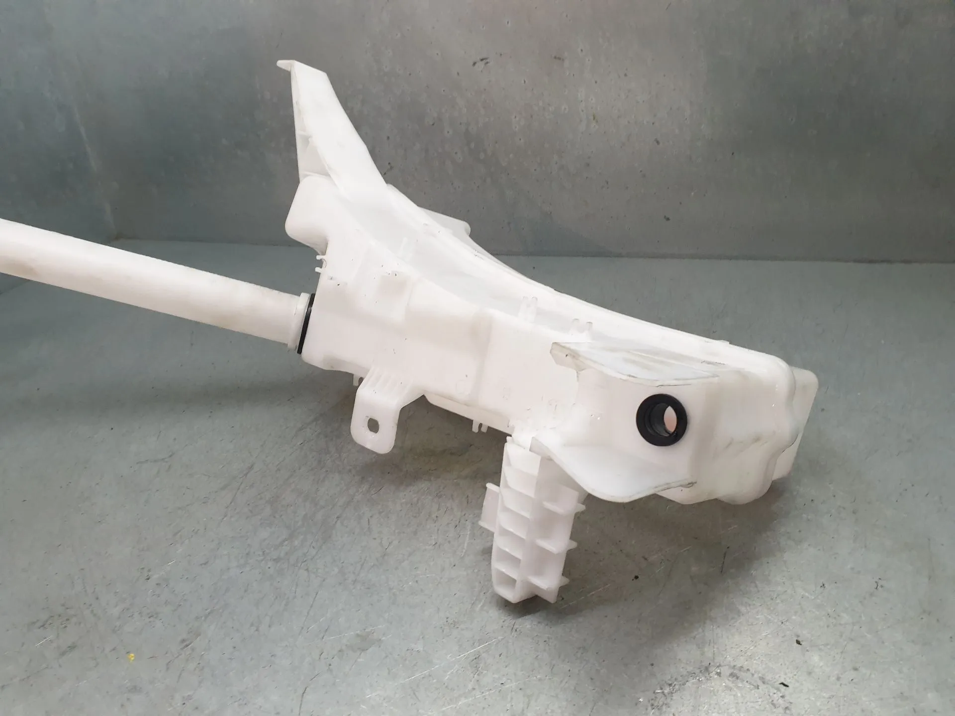 Windshield washer tank RENAULT Symbioz Imagem-4