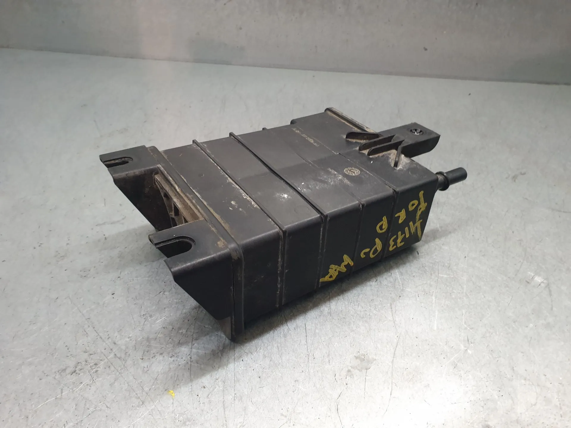 Canister FORD Puma (J2K, CF7) Imagem-4