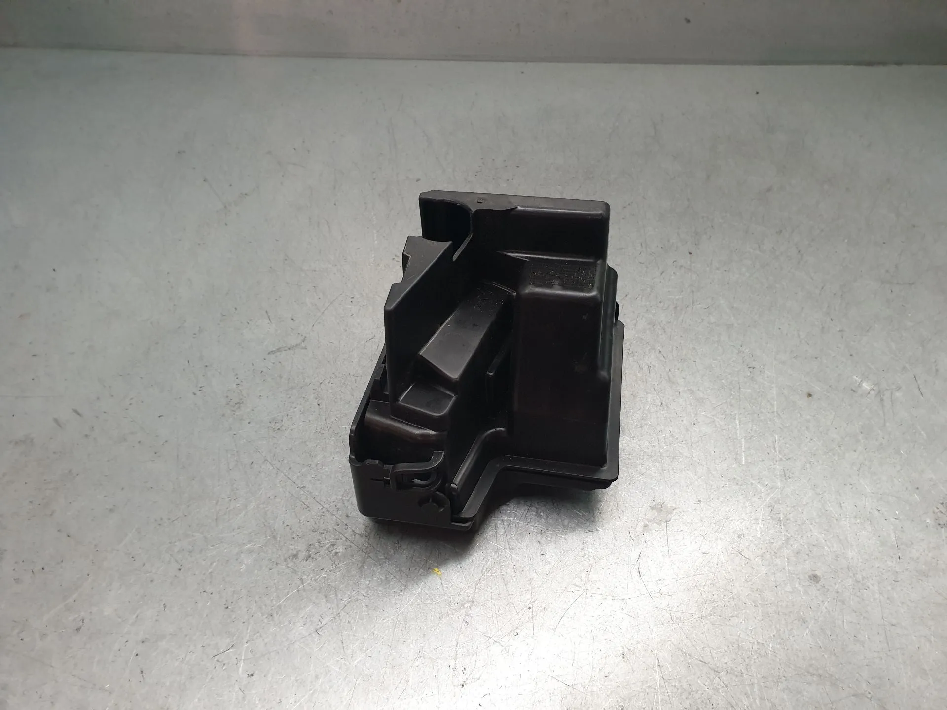 Involúcro / Carcaça dos Fusíveis RENAULT Clio V (BF_) Imagem-3