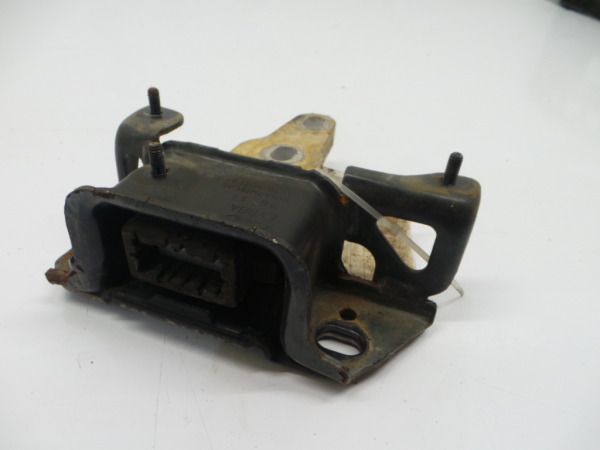Engine Mount FORD Fiesta VI (CB1, CCN)