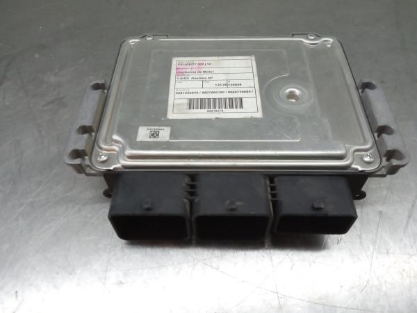 Centralina motor / ECU PEUGEOT 208 Imagem-1