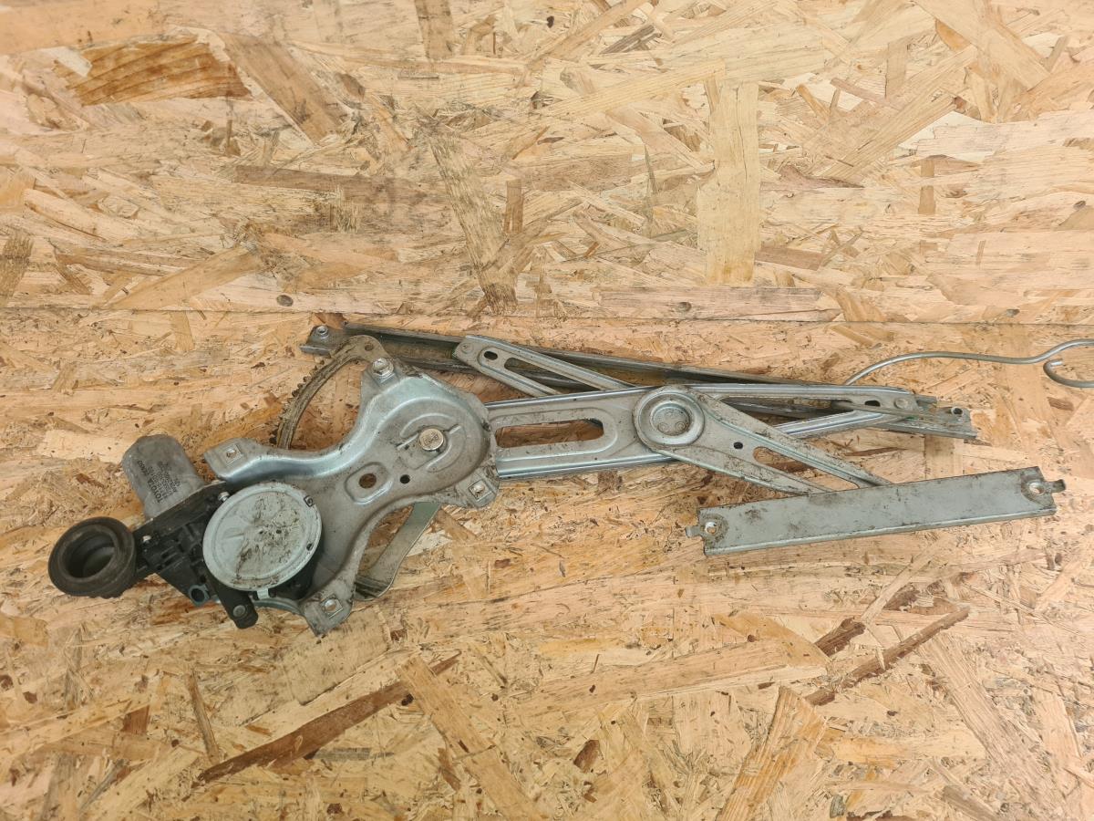 Elevalunas delantero derecho TOYOTA Auris Hatchback (_E15_) Imagem-1