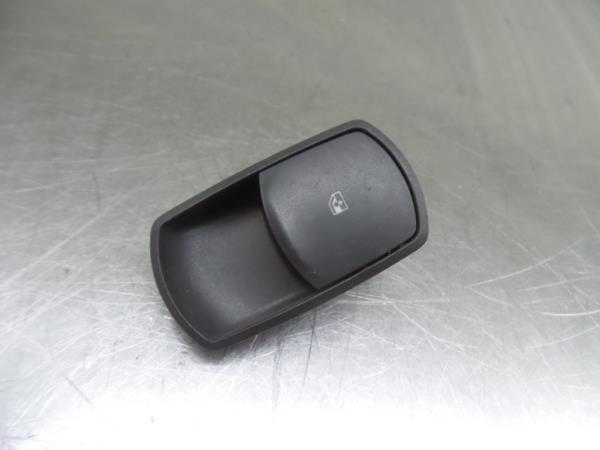 Mando / interruptor elevalunas delantero derecho OPEL Corsa D