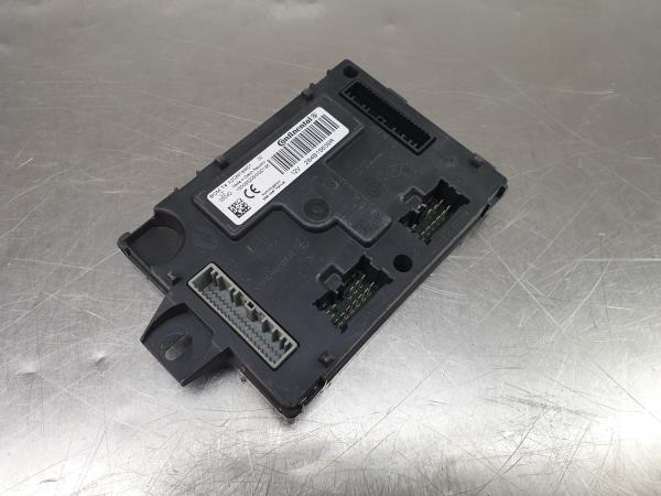 Módulo de confort RENAULT Clio IV (BH_) Imagem-1