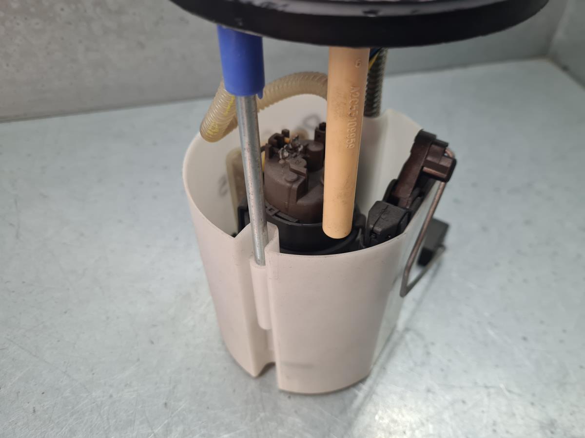 Bomba de combustível VOLKSWAGEN Polo (6R, 6C) Imagem-1