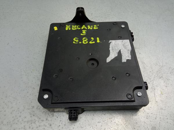 Comfort Unit Module RENAULT Megane III (BZ0_) Imagem-2