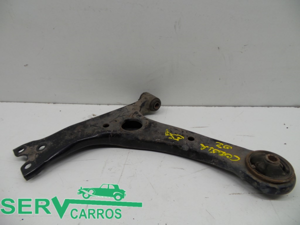 Braccio di sospensione anteriore sinistro TOYOTA Corolla Hatchback (_E12_)