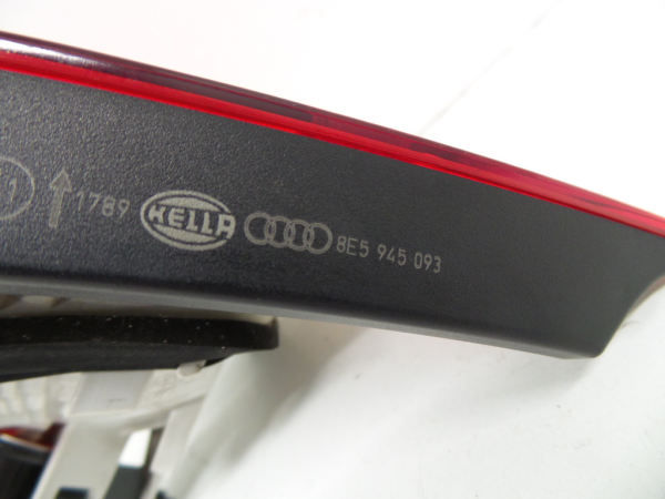 Feu de coffre Gauche AUDI A4 (8EC, B7) Imagem-2