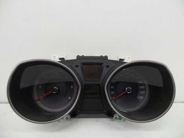 Instrument cluster HYUNDAI i30 (GD)