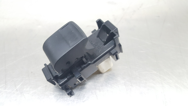 Mando / interruptor elevalunas delantero derecho TOYOTA Yaris (_P13_)