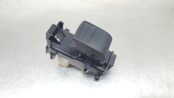 Mando / interruptor elevalunas delantero derecho TOYOTA Yaris (_P13_) Imagem-1