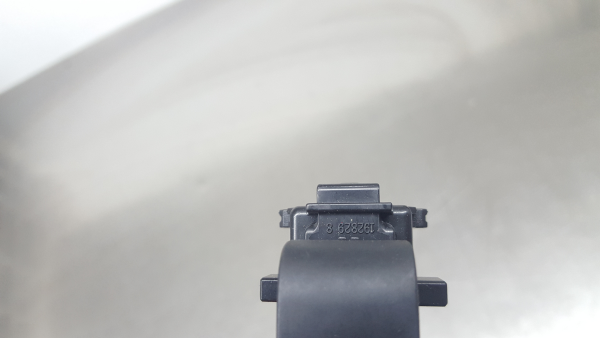 Mando / interruptor elevalunas delantero derecho TOYOTA Yaris (_P13_) Imagem-4