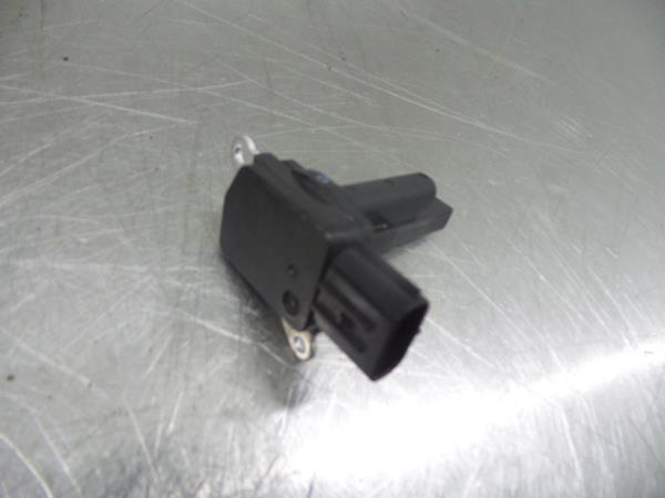 Mass Air Flow Sensor (MAF) TOYOTA Yaris (_P13_)