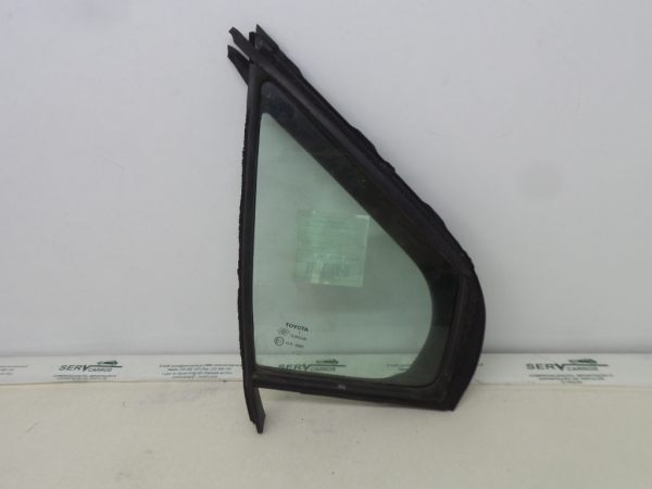 Vidro triangular frente direito TOYOTA Yaris (_P13_)