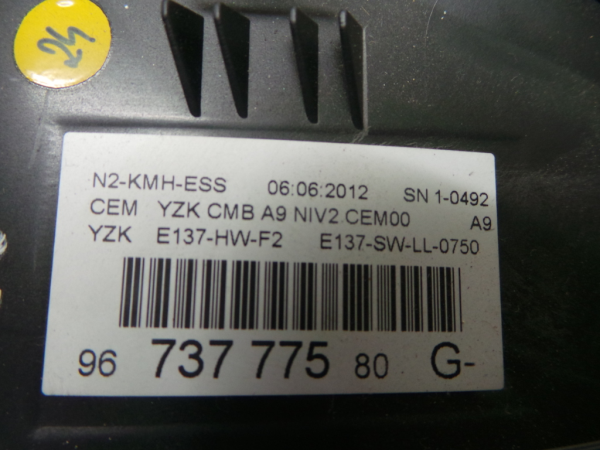 Quadrante / painel de instrumentos PEUGEOT 208 Imagem-2