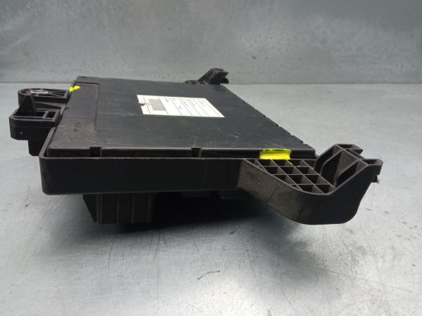 Caixa fusíveis / SAM / BSI OPEL Astra J Imagem-1