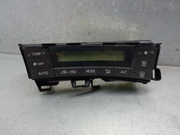 Climate control TOYOTA Prius Hatchback (_W3_)