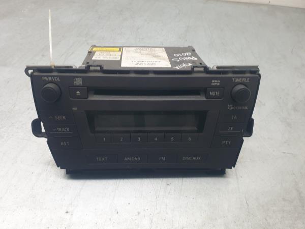 Car radio TOYOTA Prius Hatchback (_W3_)