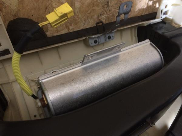 Airbag passageiro KIA Sorento I (JC) Imagem-1