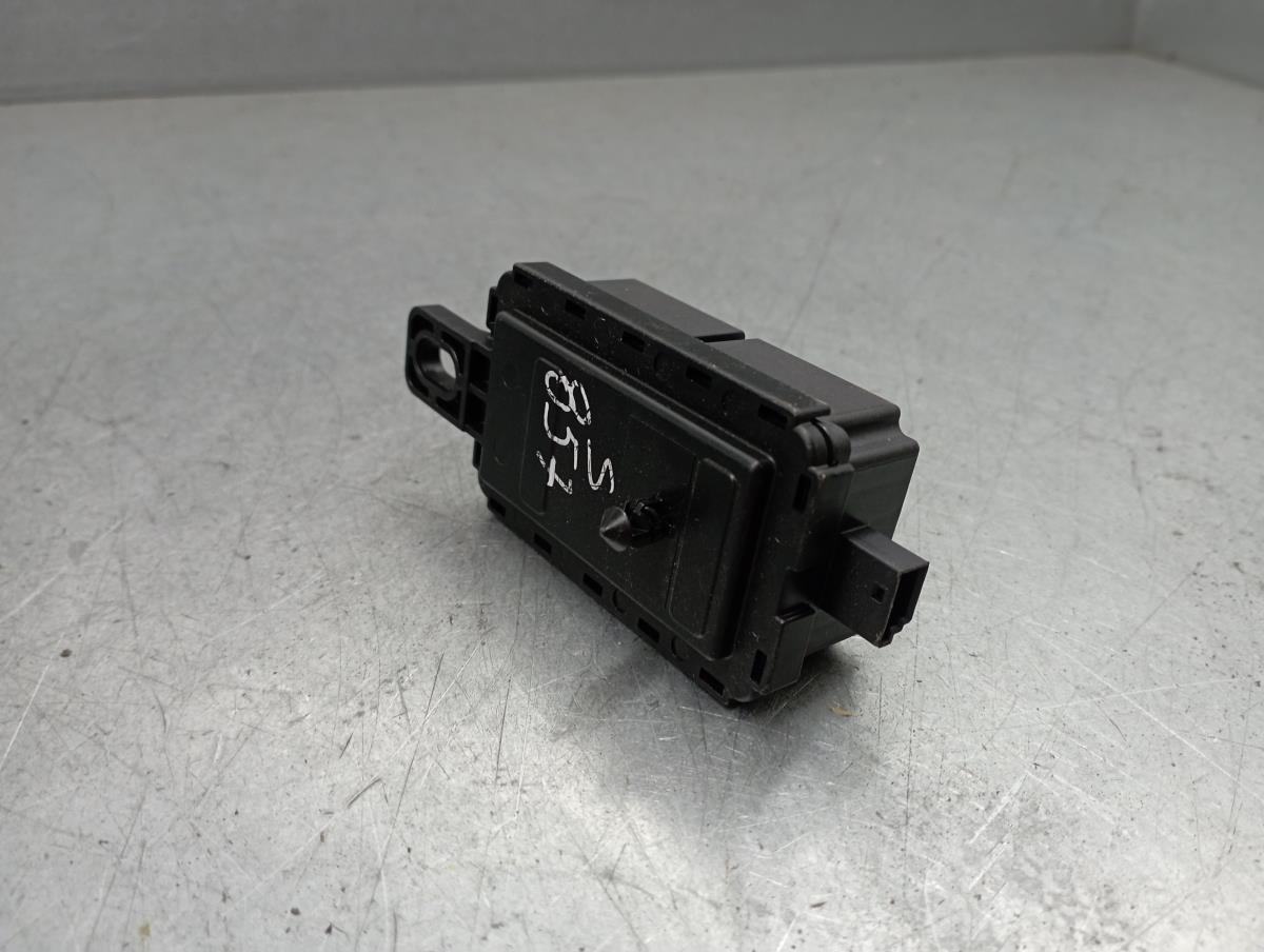 Alarm control unit BMW 1 (F21) Imagem-1