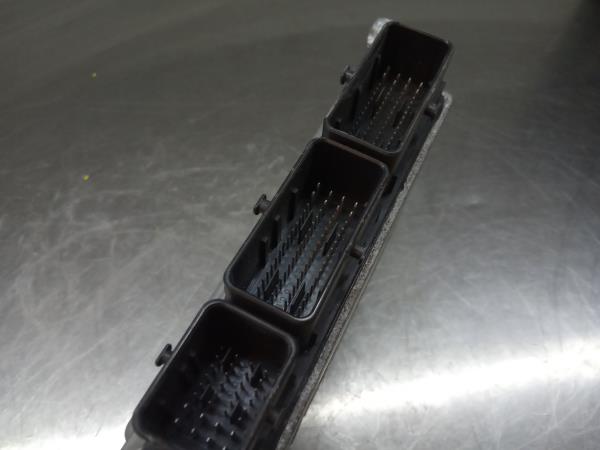 Centralina motor / ECU RENAULT Megane III (BZ0_) Imagem-2