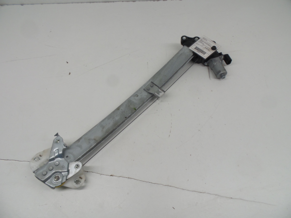 Elevalunas delantero derecho HONDA HR-V (RU_)