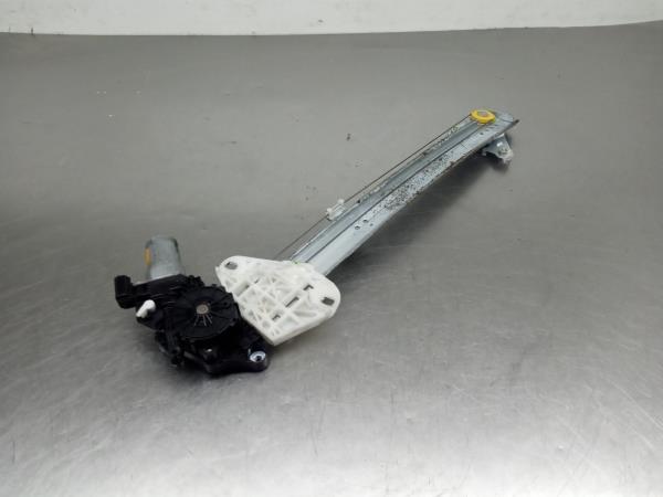 Elevalunas delantero izquierdo HONDA HR-V (RU_)