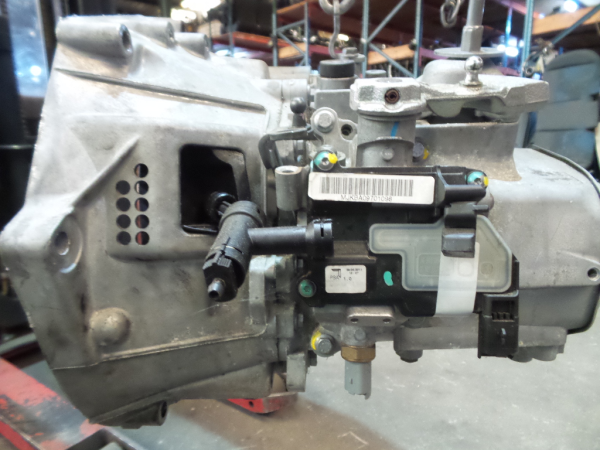 Manual gearbox PEUGEOT 308 (4A_, 4C_) Imagem-1