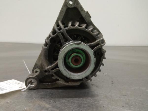 Alternador TOYOTA Avensis Liftback (_T25_) Imagem-3