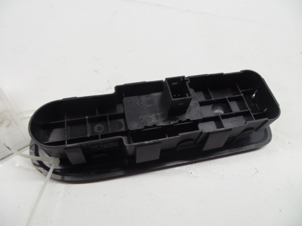Mando / interruptor elevalunas delantero derecho PEUGEOT 308 CC Imagem-1