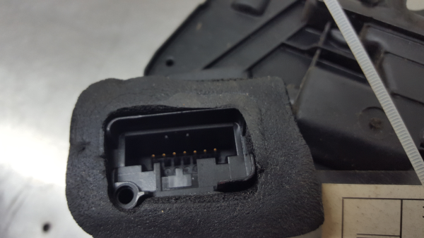 Cerradura / cierre puerta delantero derecho VOLKSWAGEN Polo (6R, 6C) Imagem-4