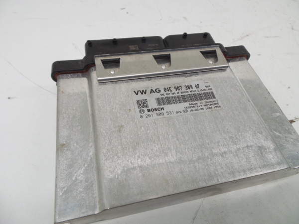 Centralina motor / ECU VOLKSWAGEN Polo (6R, 6C)