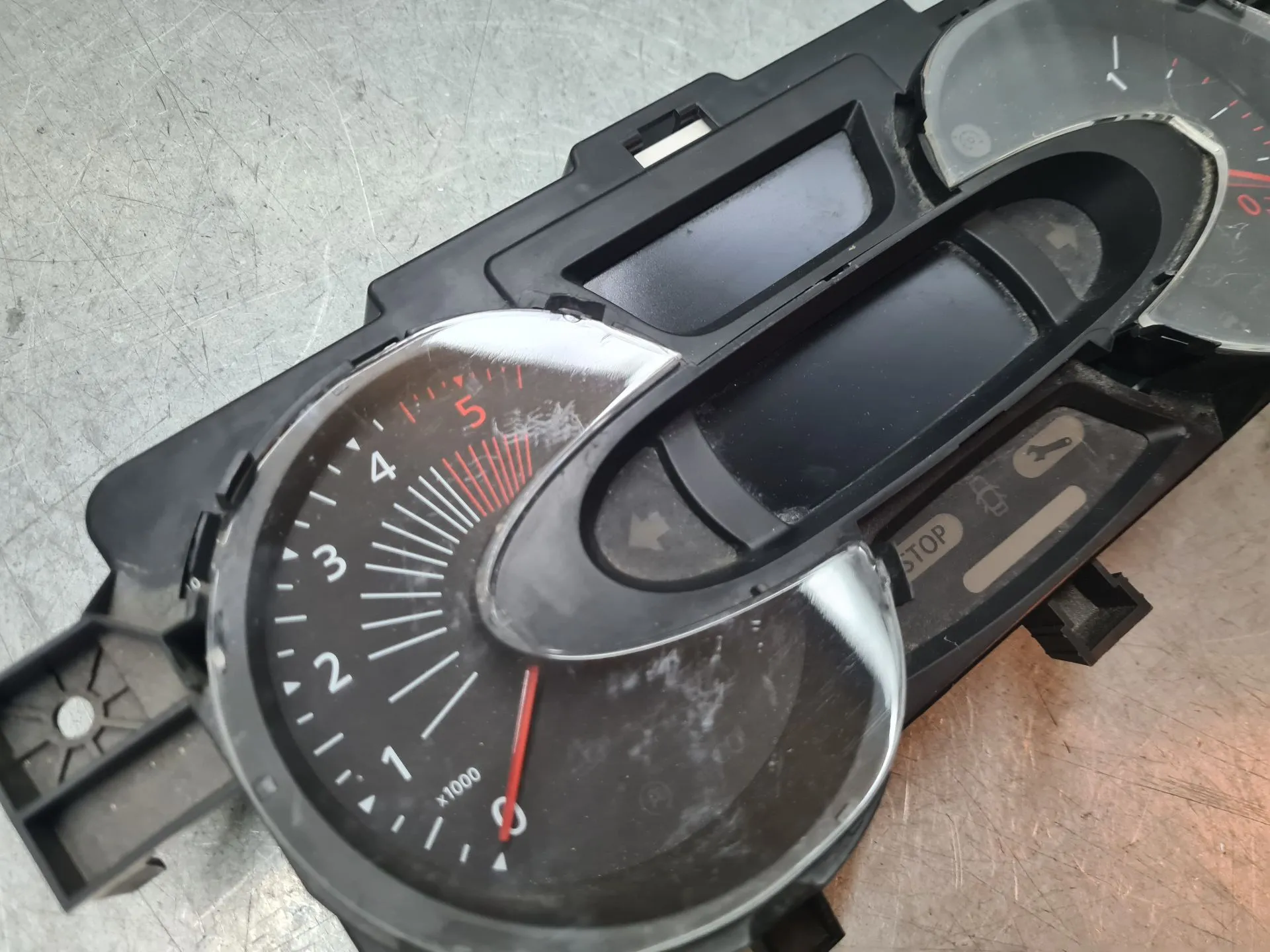 Quadrante / painel de instrumentos RENAULT Captur (J5_) Imagem-1