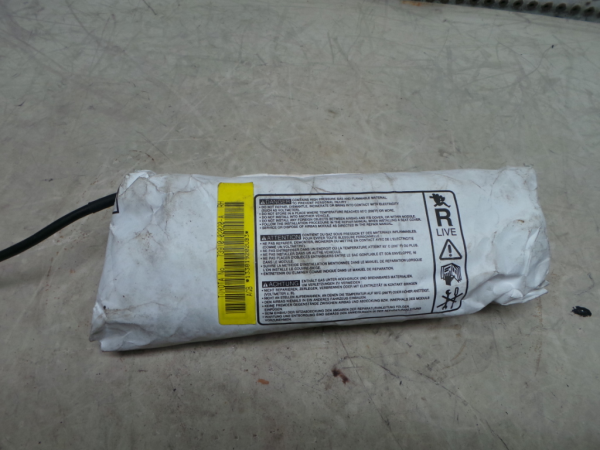 Airbag  Droite TOYOTA Corolla Hatchback (_E12_)