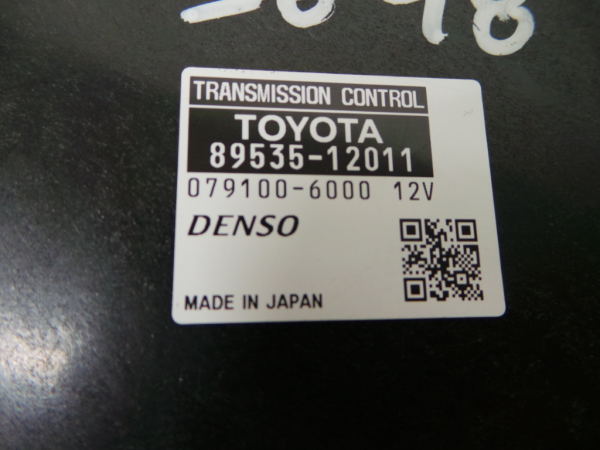 Gearbox control unit / Gearbox ECU TOYOTA Auris Hatchback (_E18_) Imagem-1