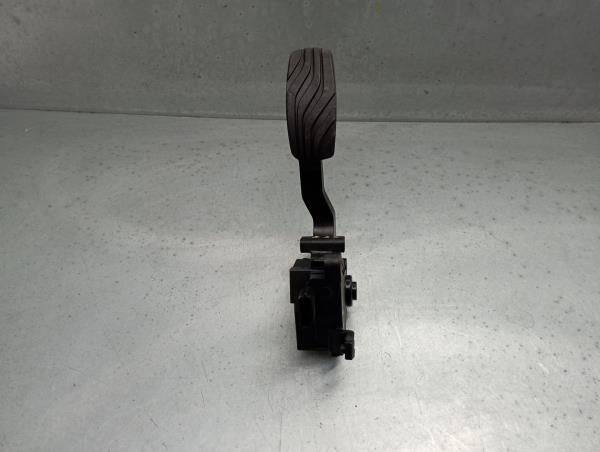 Pedal acelerador RENAULT Megane IV (B9A/M_)