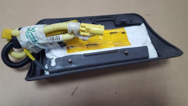 Airbag banco direito TOYOTA Celica Coupé (_T23_) Imagem-1