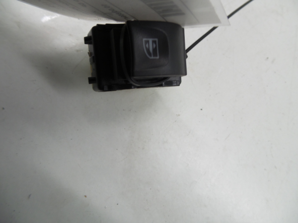 Mando / interruptor elevalunas delantero derecho RENAULT Clio IV (BH_) Imagem-2