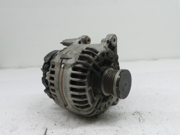 Alternador VOLKSWAGEN Scirocco (137, 138) Imagem-1