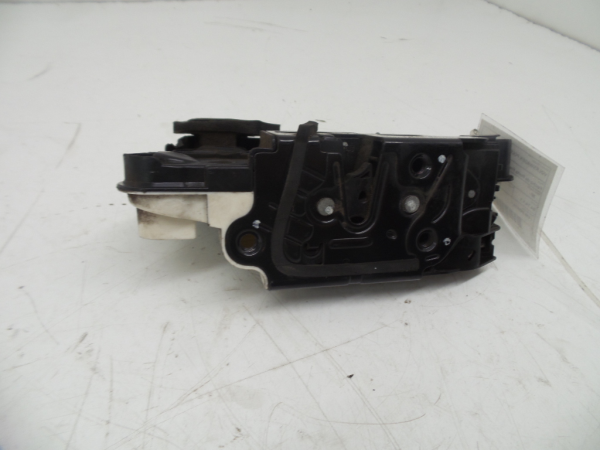 Cerradura / cierre puerta delantero izquierdo VOLKSWAGEN Polo (6R, 6C)