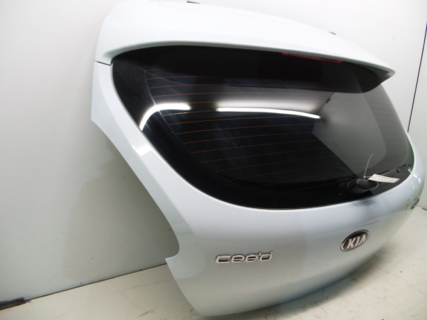 Portón trasero KIA Ceed (JD) Imagem-1