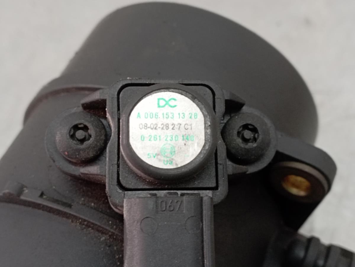 Débitmètre d'air massique (MAF) MERCEDES-BENZ Classe C Carrinha (S204) Imagem-4