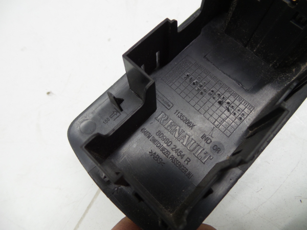 Mando / interruptor elevalunas delantero derecho RENAULT Captur (J5_) Imagem-2