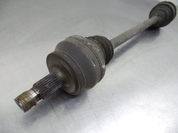 Left rear driveshaft MERCEDES-BENZ Classe C (W204) Imagem-1