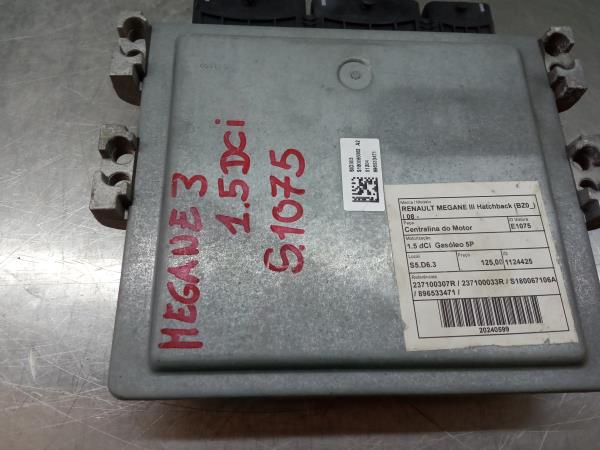 Centralina motor / ECU RENAULT Megane III (BZ0_) Imagem-1